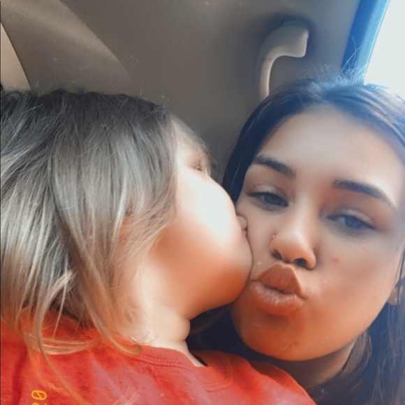 Meet your Posher, Kristina - Picture 1 of 1